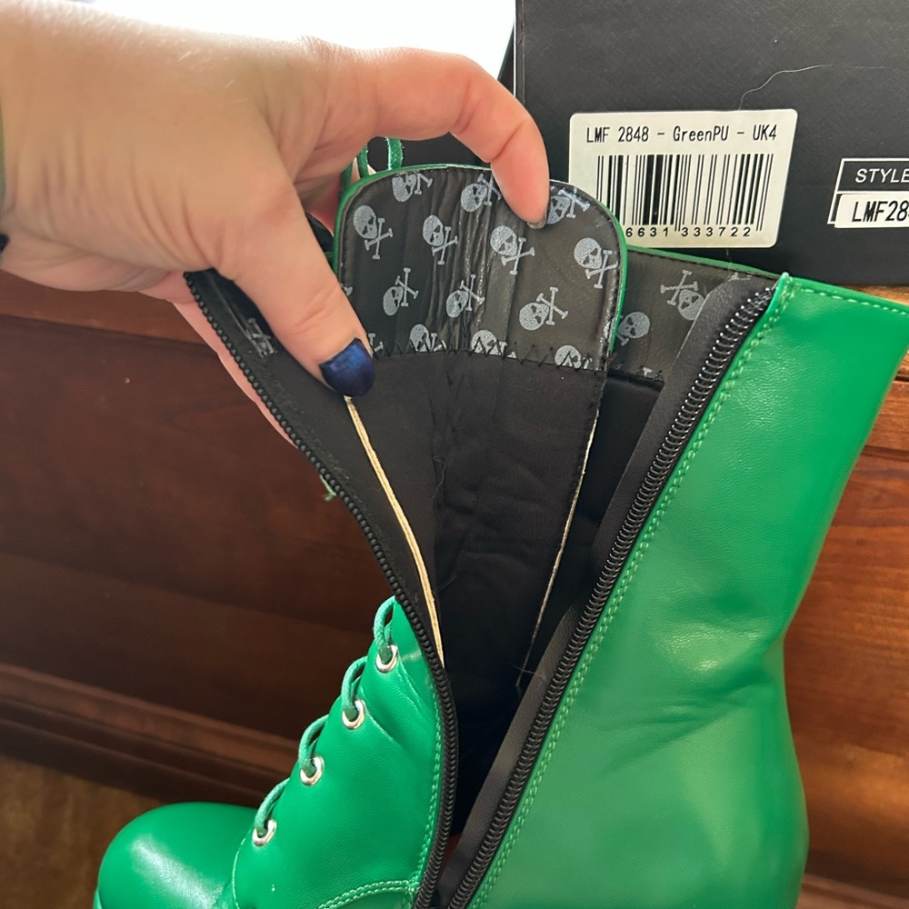 Chic Green Platform Ankle Boots - Picture 4 of 9
